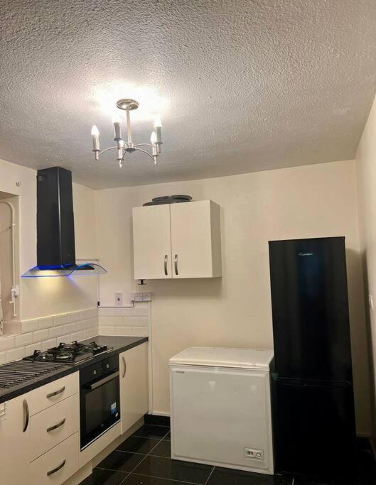 2 Bedroom Flat In Vauxhall, Londra Dış mekan fotoğraf