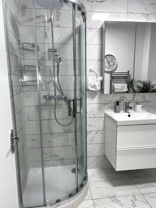 2 Bedroom Flat In Vauxhall, Londra Dış mekan fotoğraf